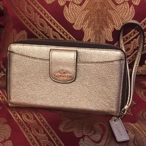 coach wallet/wristlet